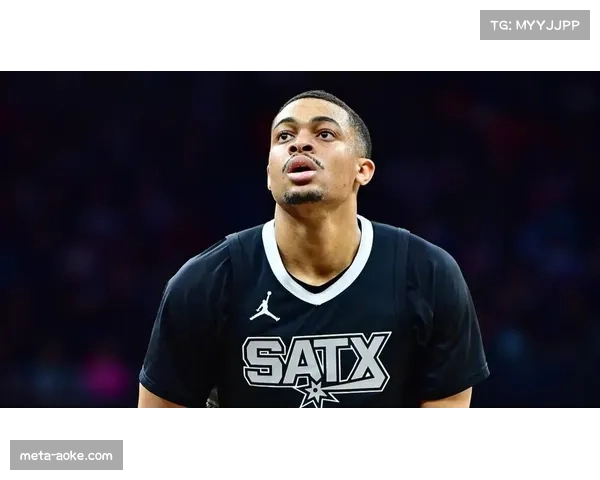 凯尔登·约翰逊替补席贡献稳定 最佳第六人奖项肯定其牺牲精神